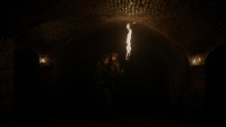 extant_GameOfThrones_1x10-FireAndBlood_0298