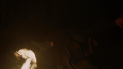 extant_GameOfThrones_1x10-FireAndBlood_0304