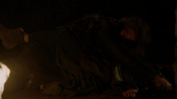 extant_GameOfThrones_1x10-FireAndBlood_0308