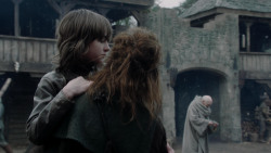 extant_GameOfThrones_1x10-FireAndBlood_0381