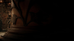 extant_GameOfThrones_1x10-FireAndBlood_0641