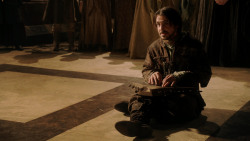 extant_GameOfThrones_1x10-FireAndBlood_0702