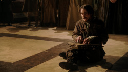 extant_GameOfThrones_1x10-FireAndBlood_0712