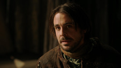 extant_GameOfThrones_1x10-FireAndBlood_0724