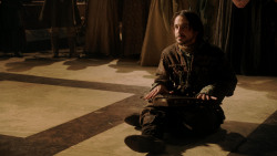 extant_GameOfThrones_1x10-FireAndBlood_0768
