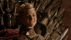 extant_GameOfThrones_1x10-FireAndBlood_0825