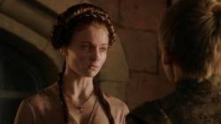 extant_GameOfThrones_1x10-FireAndBlood_0897