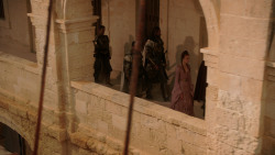 extant_GameOfThrones_1x10-FireAndBlood_0929