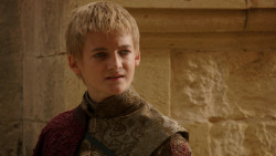 extant_GameOfThrones_1x10-FireAndBlood_1026