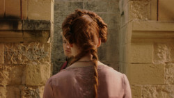 extant_GameOfThrones_1x10-FireAndBlood_1132