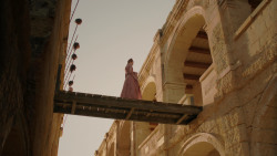 extant_GameOfThrones_1x10-FireAndBlood_1189