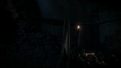 extant_GameOfThrones_1x10-FireAndBlood_1221