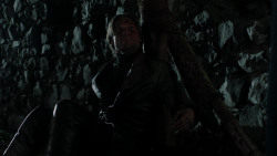 extant_GameOfThrones_1x10-FireAndBlood_1574