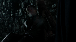 extant_GameOfThrones_1x10-FireAndBlood_1617