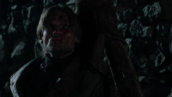 extant_GameOfThrones_1x10-FireAndBlood_1654