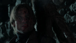 extant_GameOfThrones_1x10-FireAndBlood_1671