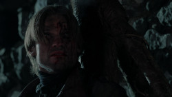 extant_GameOfThrones_1x10-FireAndBlood_1673