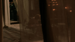 extant_GameOfThrones_1x10-FireAndBlood_1800