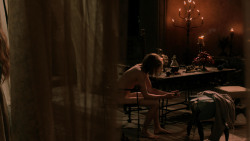 extant_GameOfThrones_1x10-FireAndBlood_1810