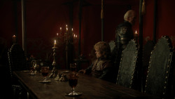 extant_GameOfThrones_1x10-FireAndBlood_2190