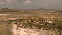 extant_GameOfThrones_1x10-FireAndBlood_2222