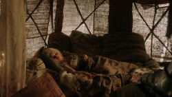 extant_GameOfThrones_1x10-FireAndBlood_2231