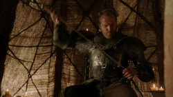extant_GameOfThrones_1x10-FireAndBlood_2247