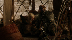 extant_GameOfThrones_1x10-FireAndBlood_2256