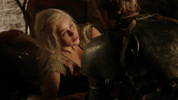 extant_GameOfThrones_1x10-FireAndBlood_2263