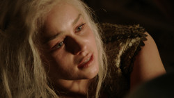 extant_GameOfThrones_1x10-FireAndBlood_2297