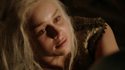 extant_GameOfThrones_1x10-FireAndBlood_2298