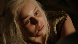 extant_GameOfThrones_1x10-FireAndBlood_2319