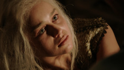 extant_GameOfThrones_1x10-FireAndBlood_2332