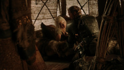 extant_GameOfThrones_1x10-FireAndBlood_2337