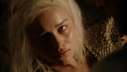 extant_GameOfThrones_1x10-FireAndBlood_2367