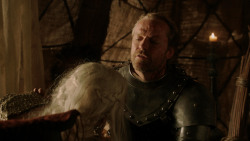 extant_GameOfThrones_1x10-FireAndBlood_2417