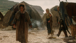 extant_GameOfThrones_1x10-FireAndBlood_2443