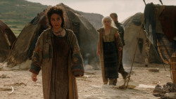 extant_GameOfThrones_1x10-FireAndBlood_2446