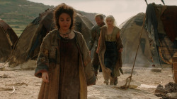 extant_GameOfThrones_1x10-FireAndBlood_2447