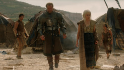 extant_GameOfThrones_1x10-FireAndBlood_2454