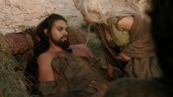 extant_GameOfThrones_1x10-FireAndBlood_2494