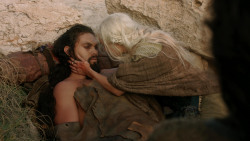 extant_GameOfThrones_1x10-FireAndBlood_2497