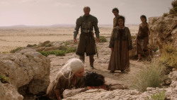 extant_GameOfThrones_1x10-FireAndBlood_2500