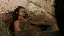 extant_GameOfThrones_1x10-FireAndBlood_2503