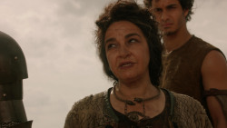 extant_GameOfThrones_1x10-FireAndBlood_2536
