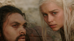extant_GameOfThrones_1x10-FireAndBlood_2538