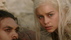 extant_GameOfThrones_1x10-FireAndBlood_2540