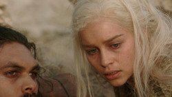 extant_GameOfThrones_1x10-FireAndBlood_2554