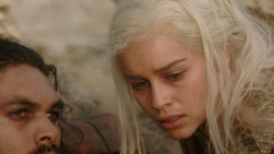 extant_GameOfThrones_1x10-FireAndBlood_2555