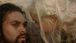 extant_GameOfThrones_1x10-FireAndBlood_2560